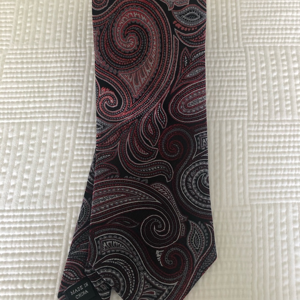 SEANJOHN Men’s Tie like new no tag